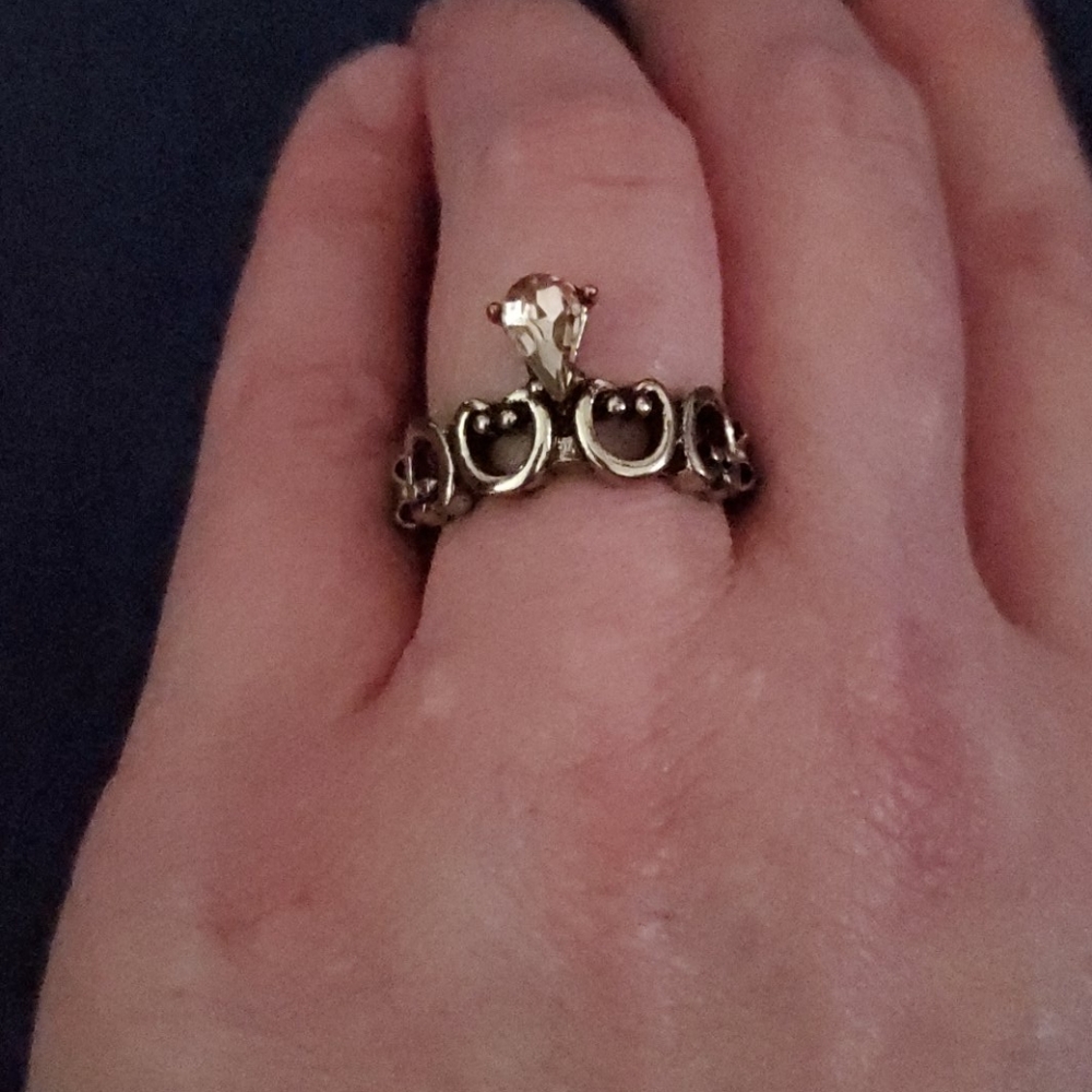 Ring - Picture 1 of 1